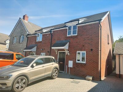 Webbers Meadow, 2 bedroom End Terrace House for sale, &pound;100,000