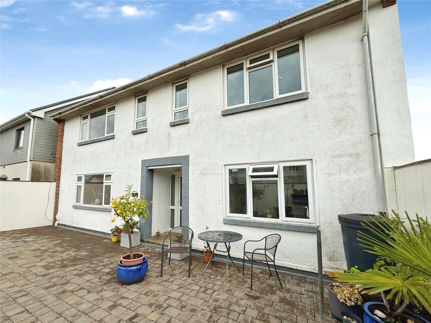 Main image of 2 bedroom Flat to rent, Dagmar Road, Exmouth, Devon, EX8