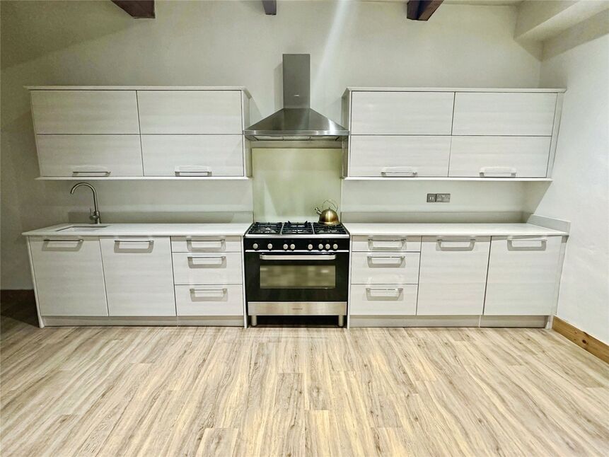 Kitchen / Living Room