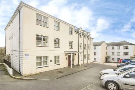 Jadeana Court, 2 bedroom Flat to rent, &pound;850 pcm