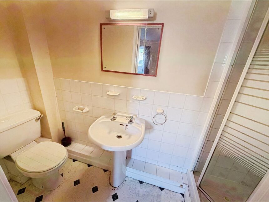 En-Suite Shower Room