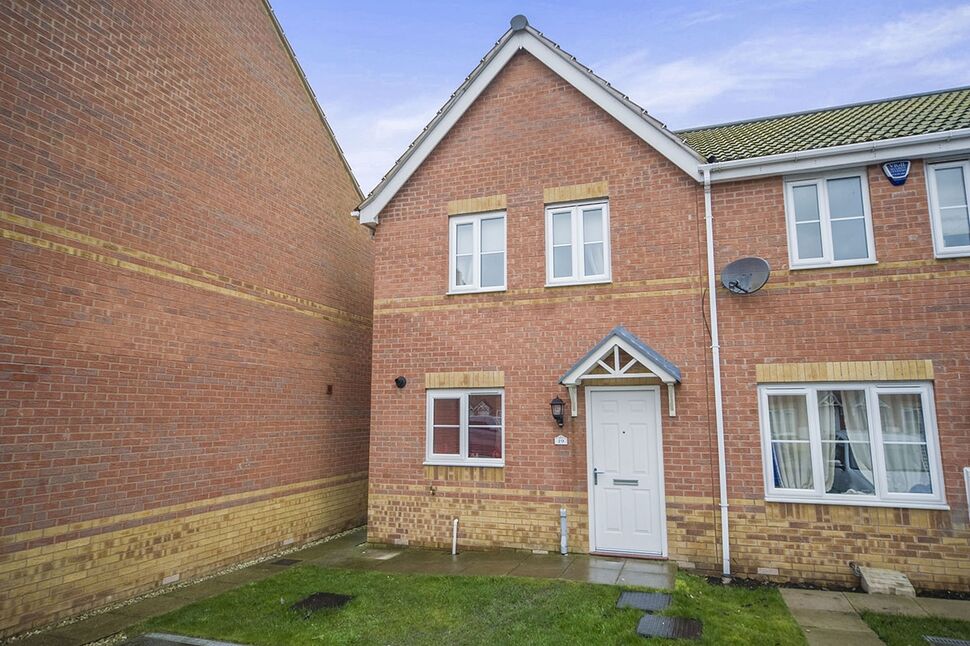 Main image of 3 bedroom Mid Terrace House to rent, Birch Grove, Goole, North Humberside, DN14