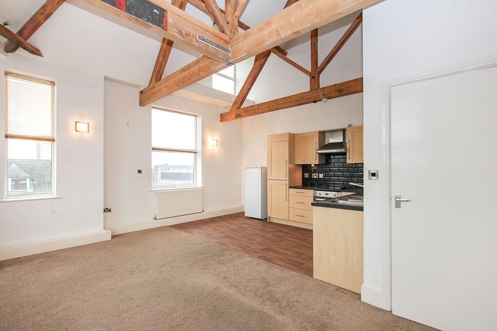 Open Plan Living Room / Kitchen