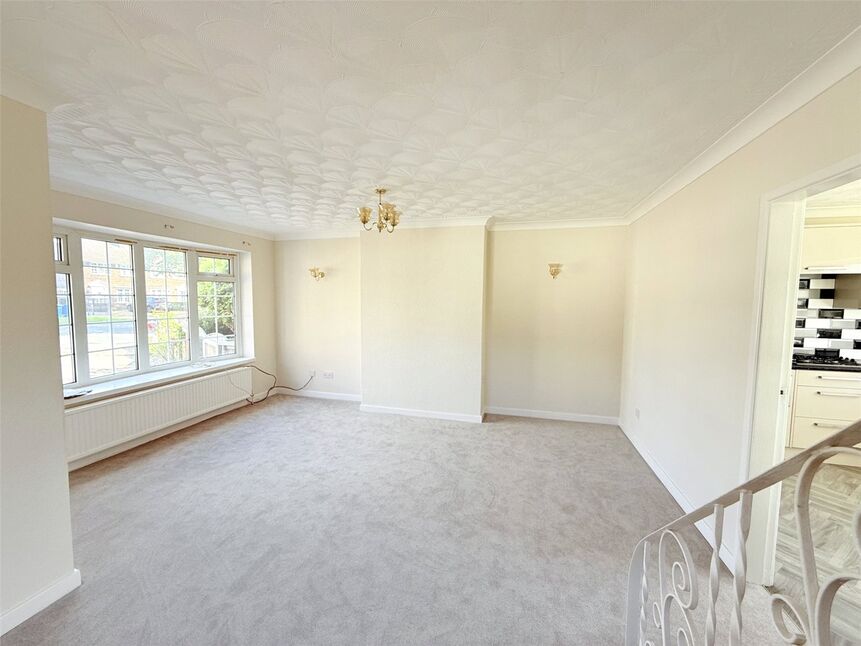 Living Room / Dining room