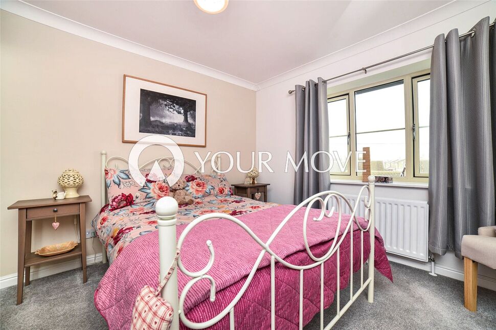 5 bedroom Detached House for sale, Rawcliffe Road, Goole, DN14 £375,000