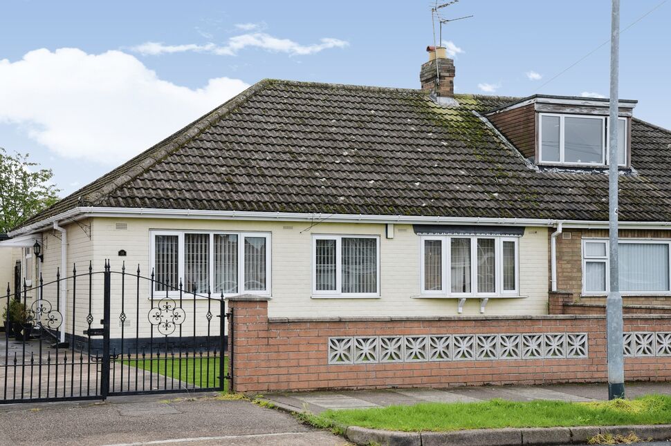 3 bedroom Semi Detached Bungalow for sale, Eton Road, Goole, DN14 £