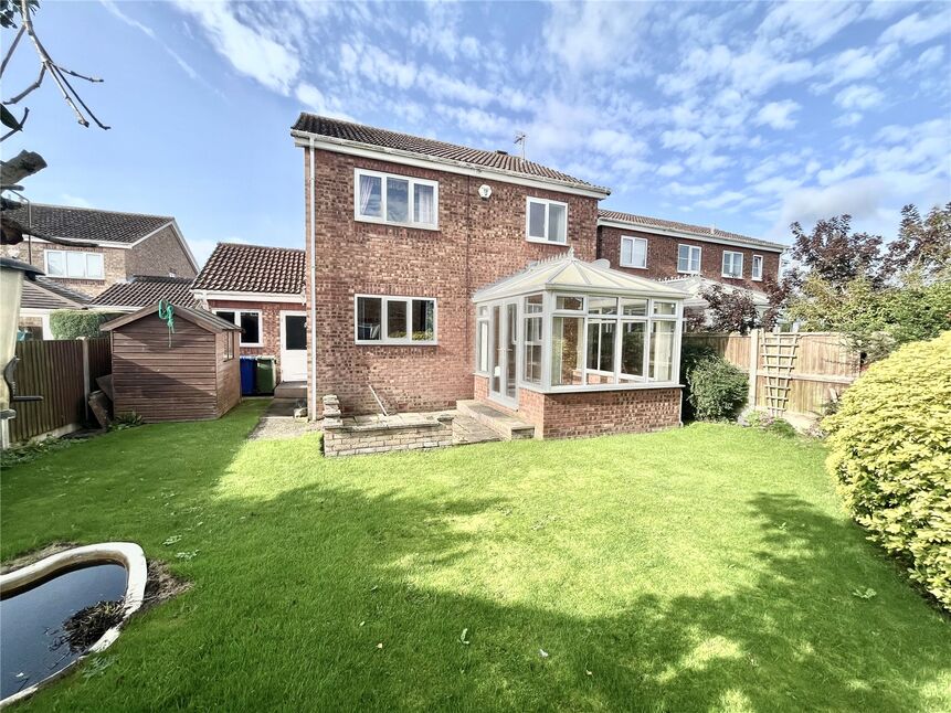 4 bedroom Detached House for sale, Kirkham Court, Goole, DN14 £250,000