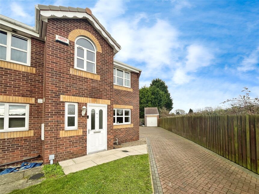 3 bedroom End Terrace House for sale, Reed Court, Goole, DN14 £155,000