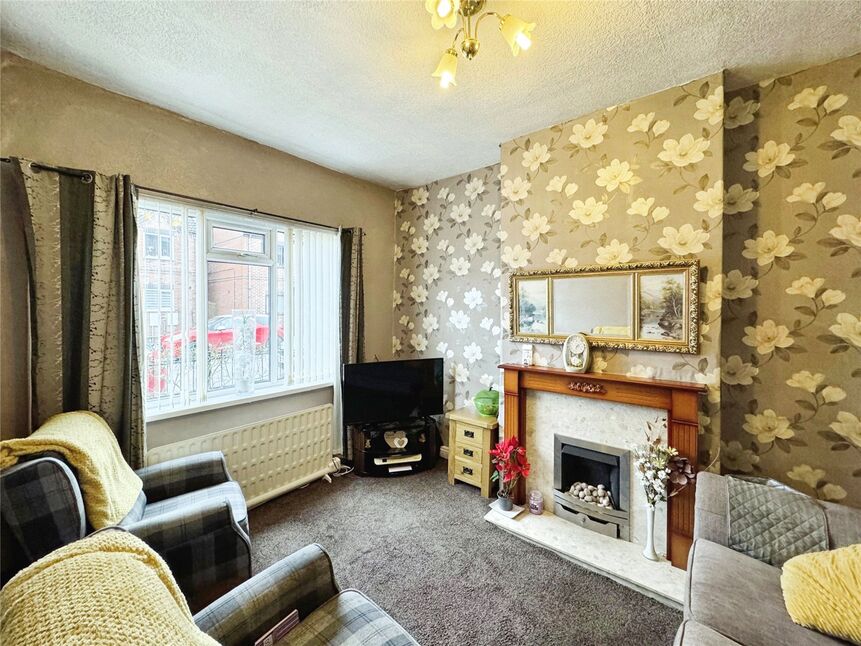 3 bedroom Mid Terrace House for sale, Second Avenue, Goole, DN14 £55,000