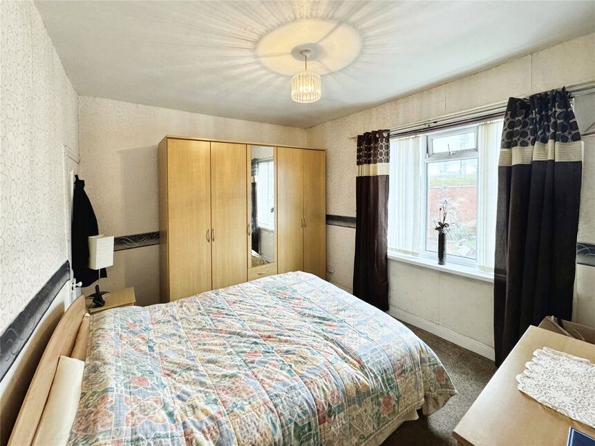 3 bedroom Mid Terrace House for sale, Second Avenue, Goole, DN14 £55,000