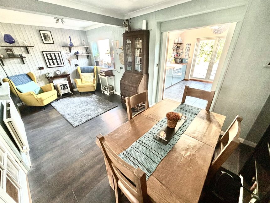 Diner / Sitting Room