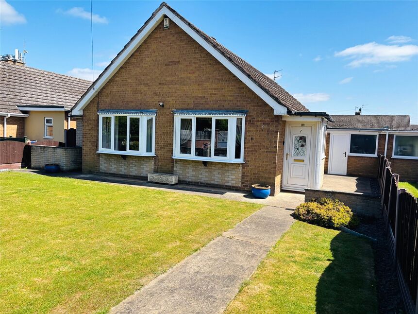Main image of 3 bedroom Detached Bungalow for sale, Hull Road, Howden, Goole, DN14