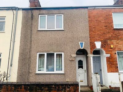Marlborough Avenue, 2 bedroom Mid Terrace House for sale, £75,000