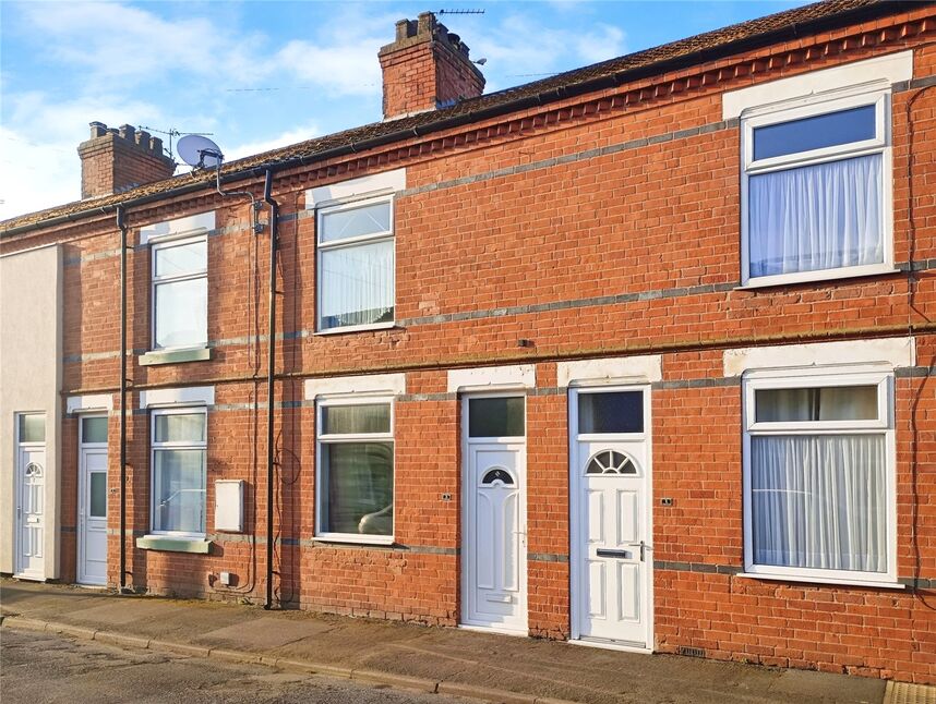 Main image of 2 bedroom Mid Terrace House for sale, Kingston Street, Goole, East Riding of Yorkshire, DN14