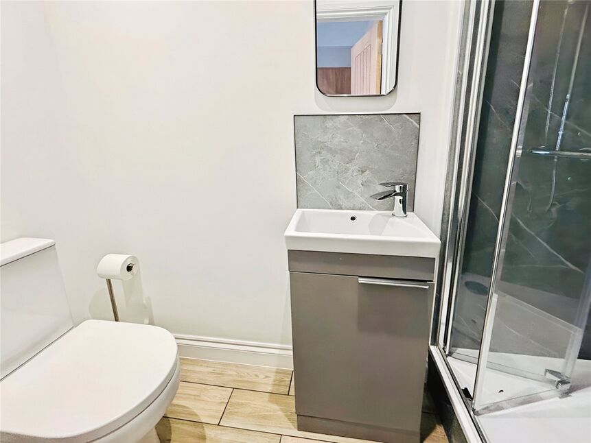 En-Suite Bathroom