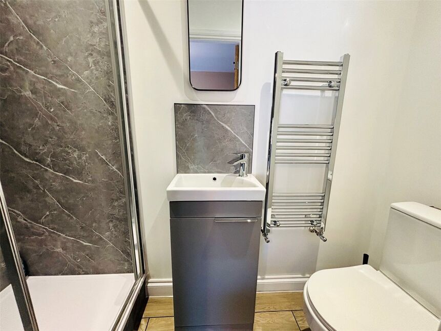 En-Suite Bathroom