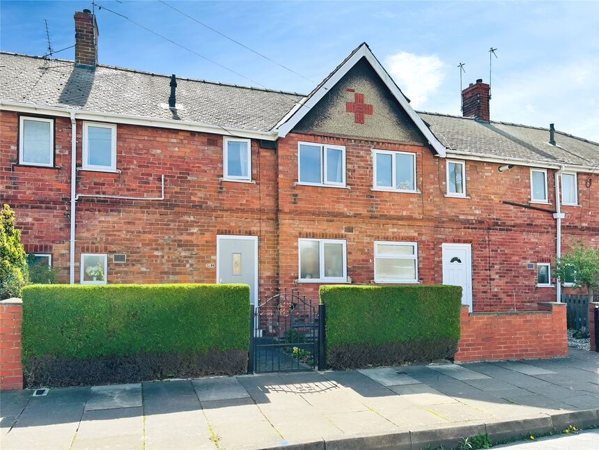 3 bedroom Mid Terrace House for sale