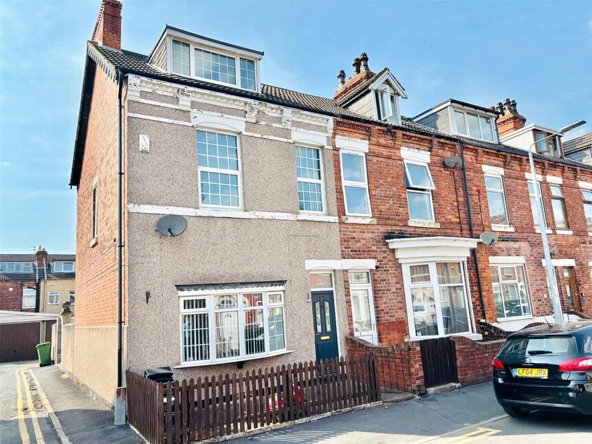 Main image of 4 bedroom End Terrace House for sale, Jefferson Street, Goole, East Yorkshire, DN14