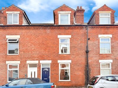 Carter Street, 4 bedroom Mid Terrace House for sale, £115,000