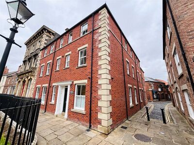 3 bedroom  Flat for sale