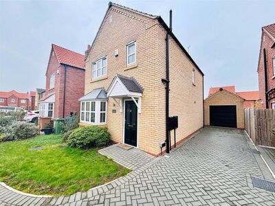 3 bedroom Detached House for sale