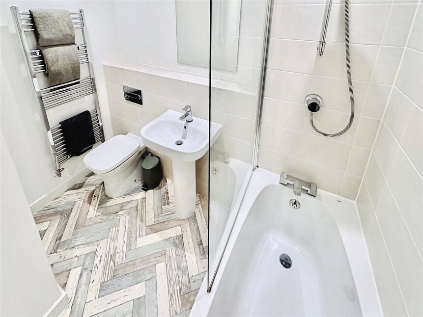 Bathroom / Wc