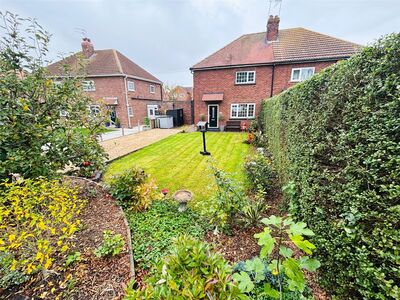 South View, 3 bedroom Semi Detached House for sale, £180,000