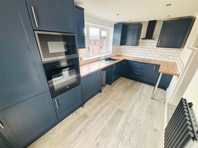 Dunhill Road, 3 bedroom Semi Detached House for sale, &pound;100,000