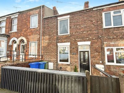 2 bedroom Mid Terrace House to rent