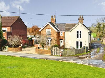 Saltmarshe, 3 bedroom Semi Detached House for sale, &pound;350,000