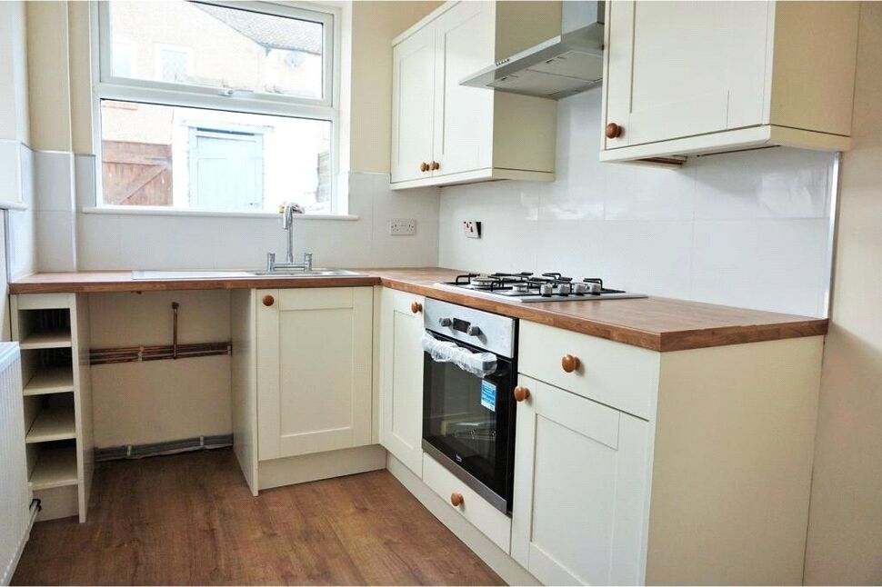 Main image of 2 bedroom Mid Terrace House for sale, Gordon Street, Goole, East Yorkshire, DN14