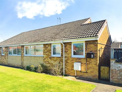 3 bedroom Semi Detached Bungalow for sale