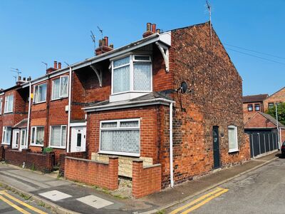 2 bedroom End Terrace House for sale