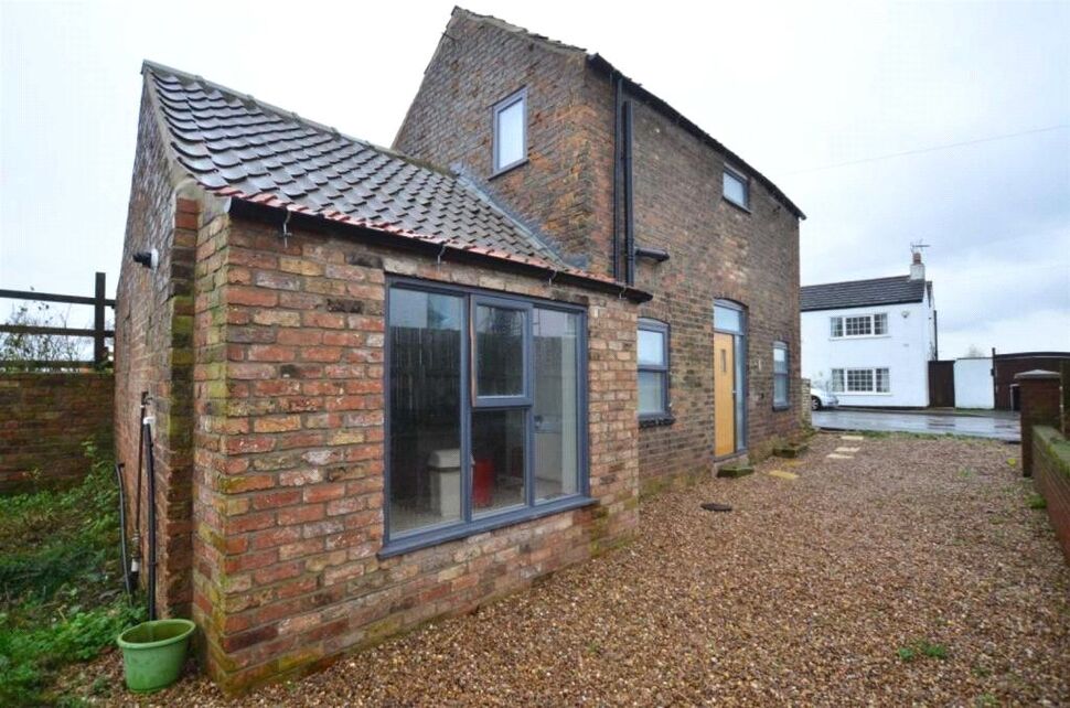 Main image of 2 bedroom Detached House for sale, Bridge Lane, Rawcliffe Bridge, East Yorkshire, DN14