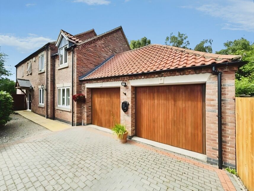 Main image of 4 bedroom Detached House for sale, Millstone Garth, Howden, East Yorkshire, DN14