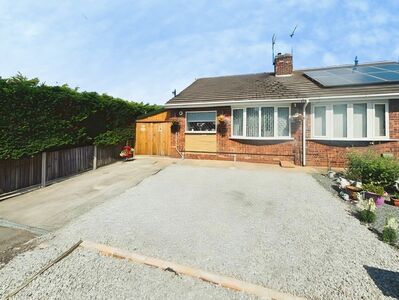 2 bedroom Semi Detached Bungalow for sale