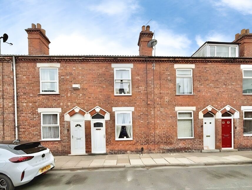 Main image of 3 bedroom Mid Terrace House for sale, Henry Street, Goole, East Yorkshire, DN14