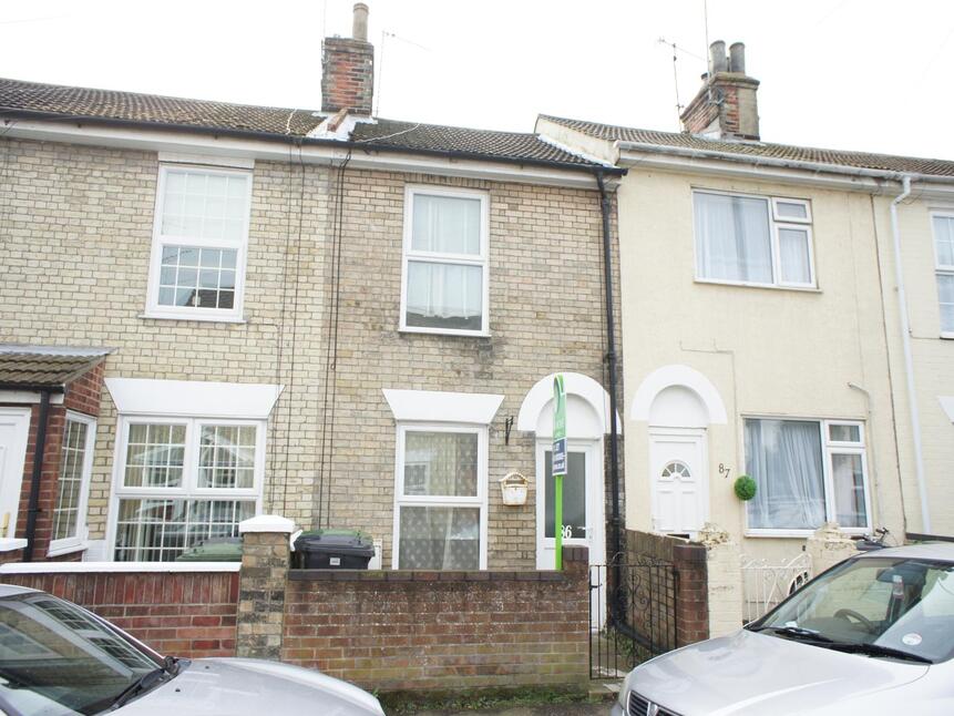 Main image of 2 bedroom  House to rent, Lower Cliff Road, Gorleston, Norfolk, NR31
