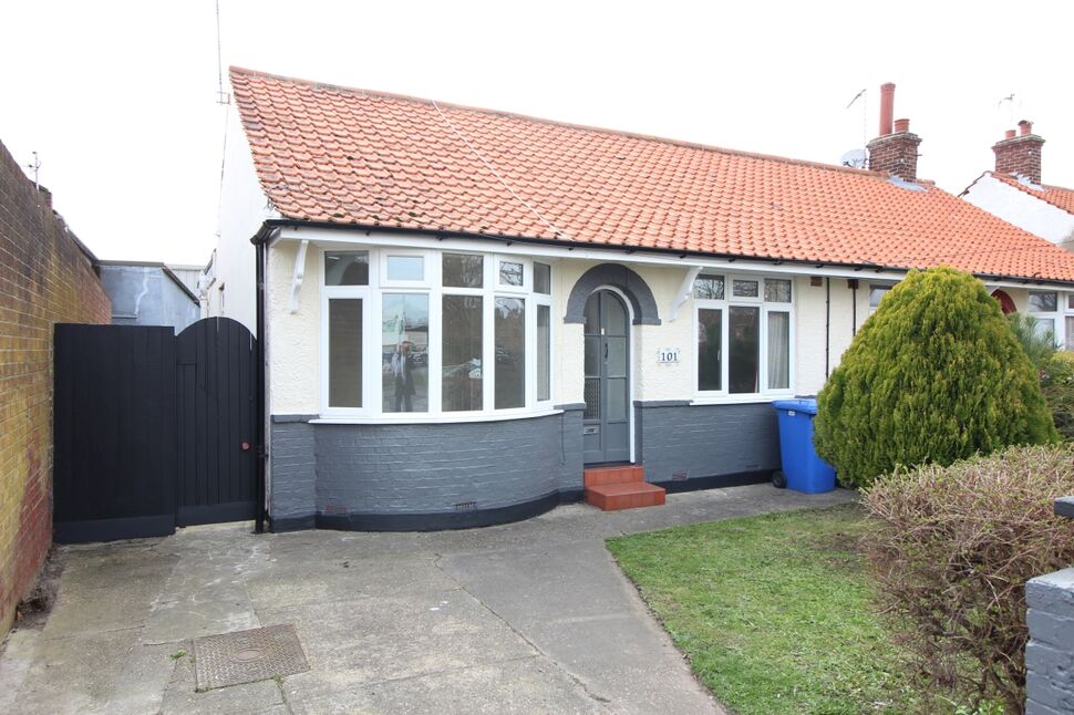 Main image of 3 bedroom Semi Detached Bungalow to rent, Kirkley Run, Lowestoft, Suffolk, NR33