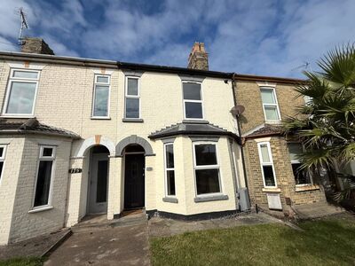 Church Road, 2 bedroom Mid Terrace House to rent, £850 pcm