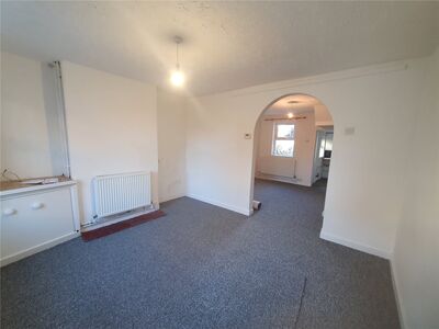 2 bedroom End Terrace House to rent