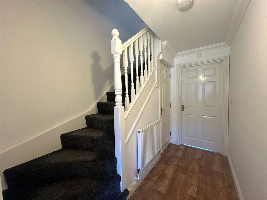 3 bedroom Mid Terrace House to rent, Royal Avenue, Lowestoft, NR32 £