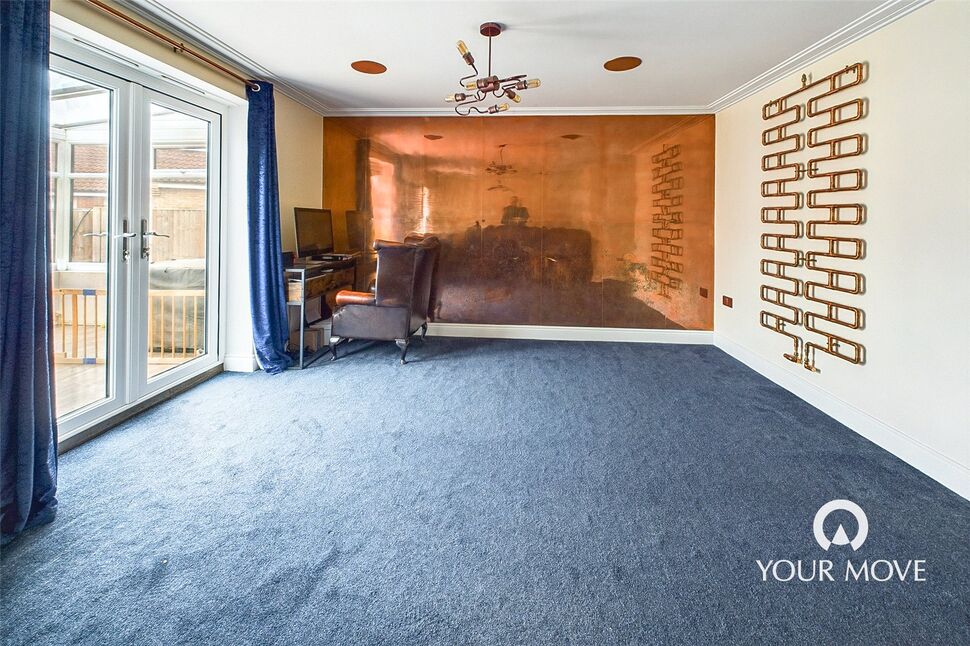 Lounge / Dining Room