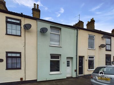 2 bedroom Mid Terrace House for sale