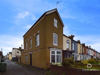 3 bedroom End Terrace House for sale