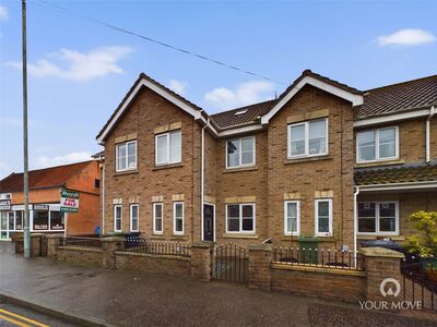High Street, 4 bedroom Mid Terrace House to rent, £1,095 pcm