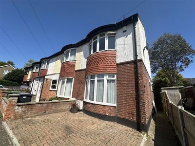 3 bedroom End Terrace House to rent