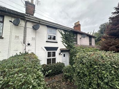 2 bedroom Mid Terrace House to rent