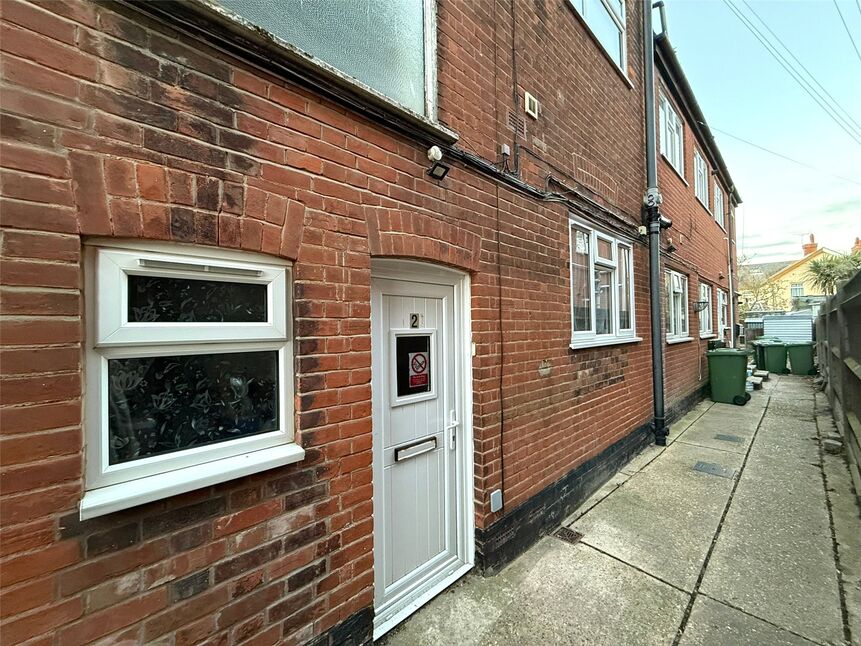 Main image of 2 bedroom  Flat to rent, Avondale Road, Gorleston, Norfolk, NR31