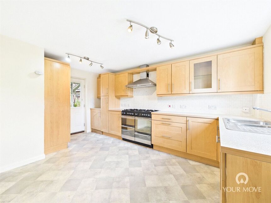 Kitchen / Breakfast Room